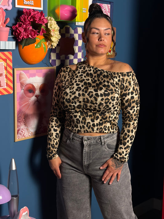 No signal leopard top