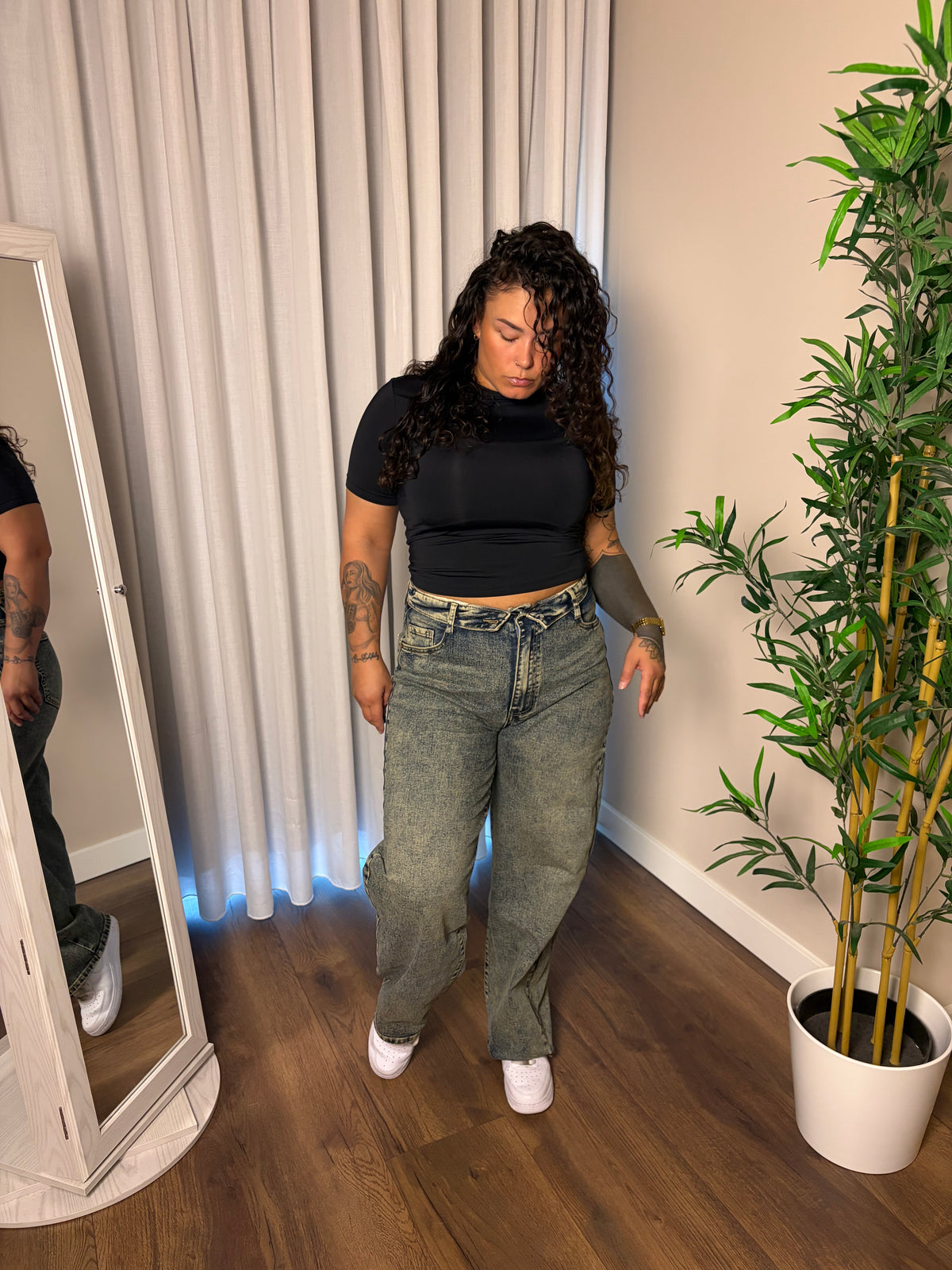 87 Troublemaker balloon Jeans