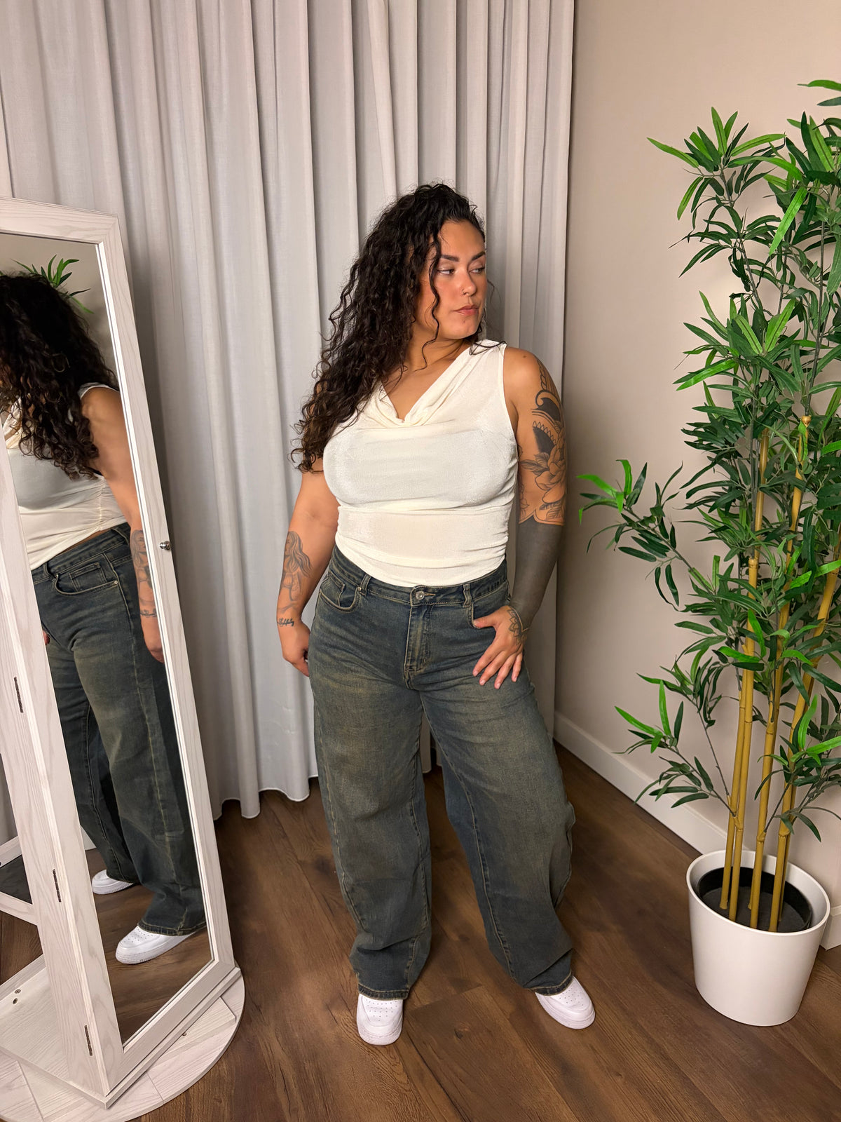 86 Bad girl rhinestone jeans