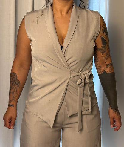 52 The avenue suit set