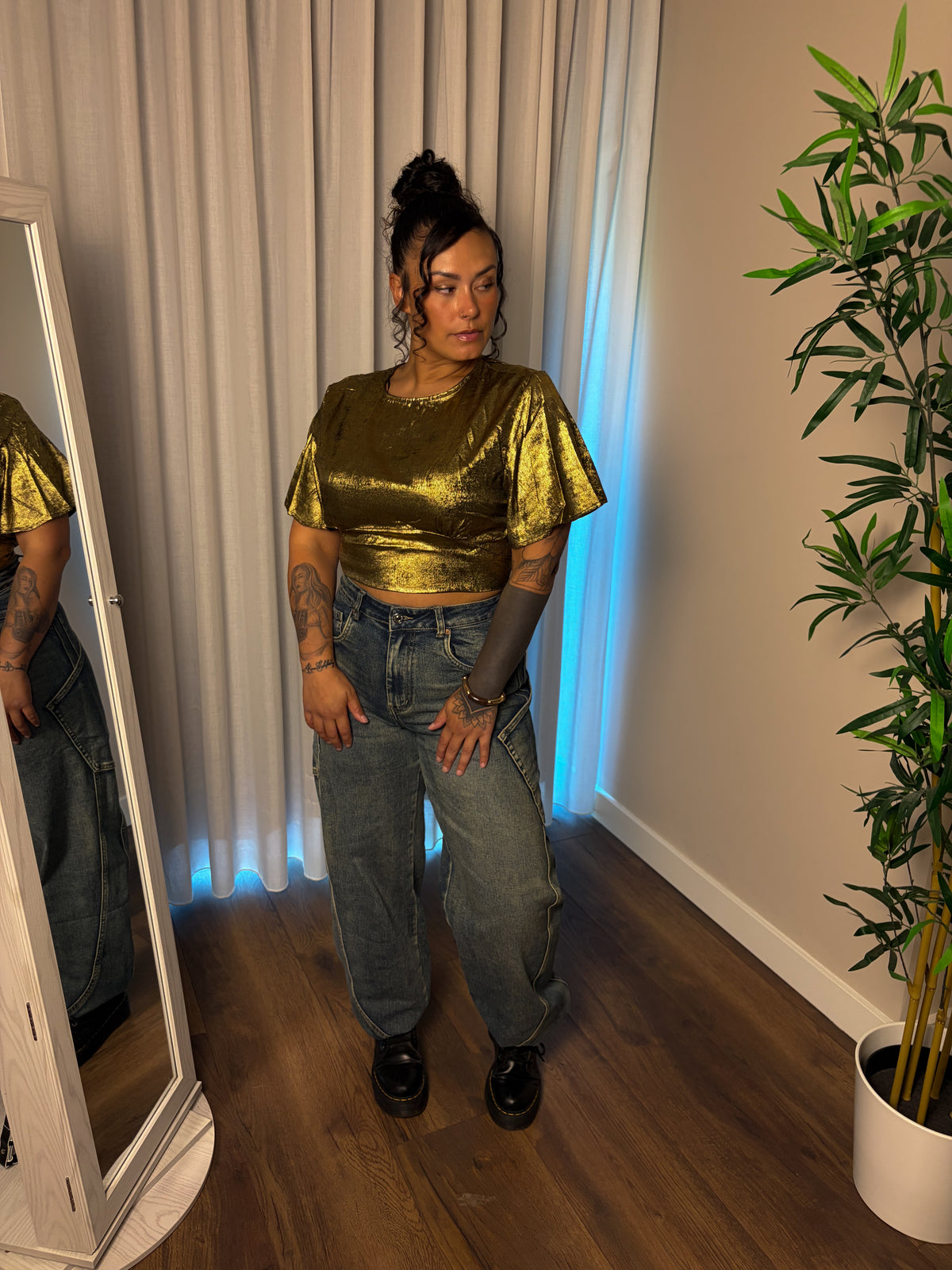 58 Glow up top