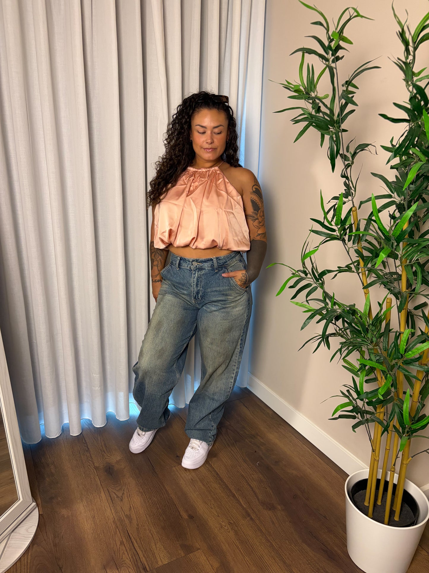 62 Satin balloon top